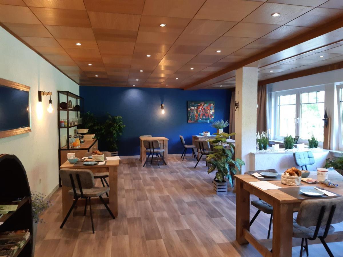 Haus Moselliebe B&B Эдигер-Эллер Экстерьер фото