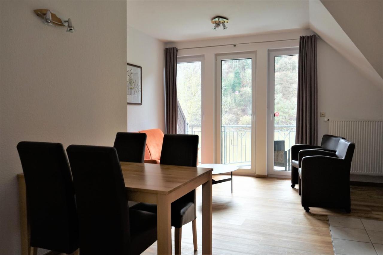 Haus Moselliebe B&B Эдигер-Эллер Экстерьер фото